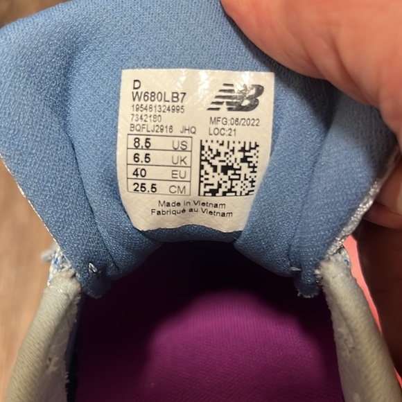 New Balance Fresh Foam 680. Size 8.5 wide - Picture 4 of 7